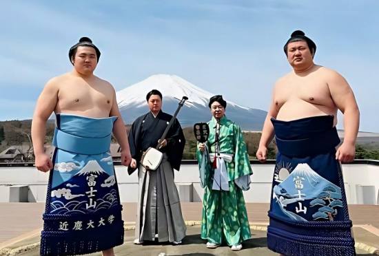 Sumo-themed