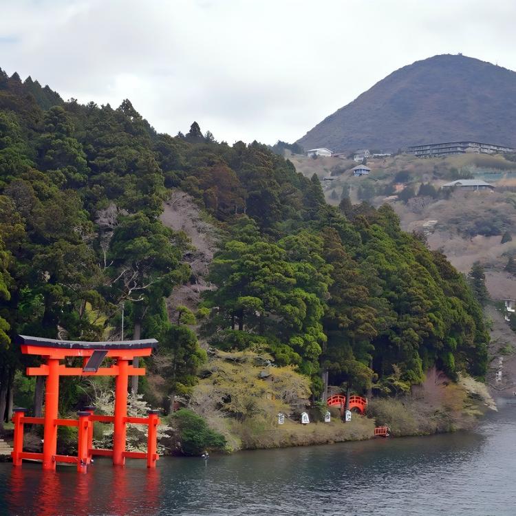箱根神社（H5）
